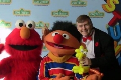 Sesame Street (Elmo & Ernie)